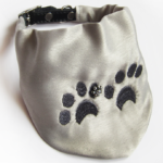 Foulard Satin Gris Pattes