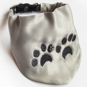 Foulard Satin Gris Pattes