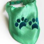 Foulard Satin Pattes Vert