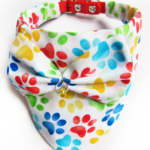 Foulard - Motifs pattes multicolores blanc