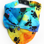 Foulard – Motif pattes street art